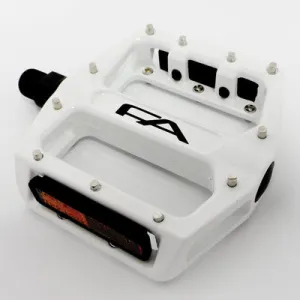 F/A Pedal,** Alloy 9/16'',Wht W/Removable Pins Pro Aluminum Platform Free Agent Pedals