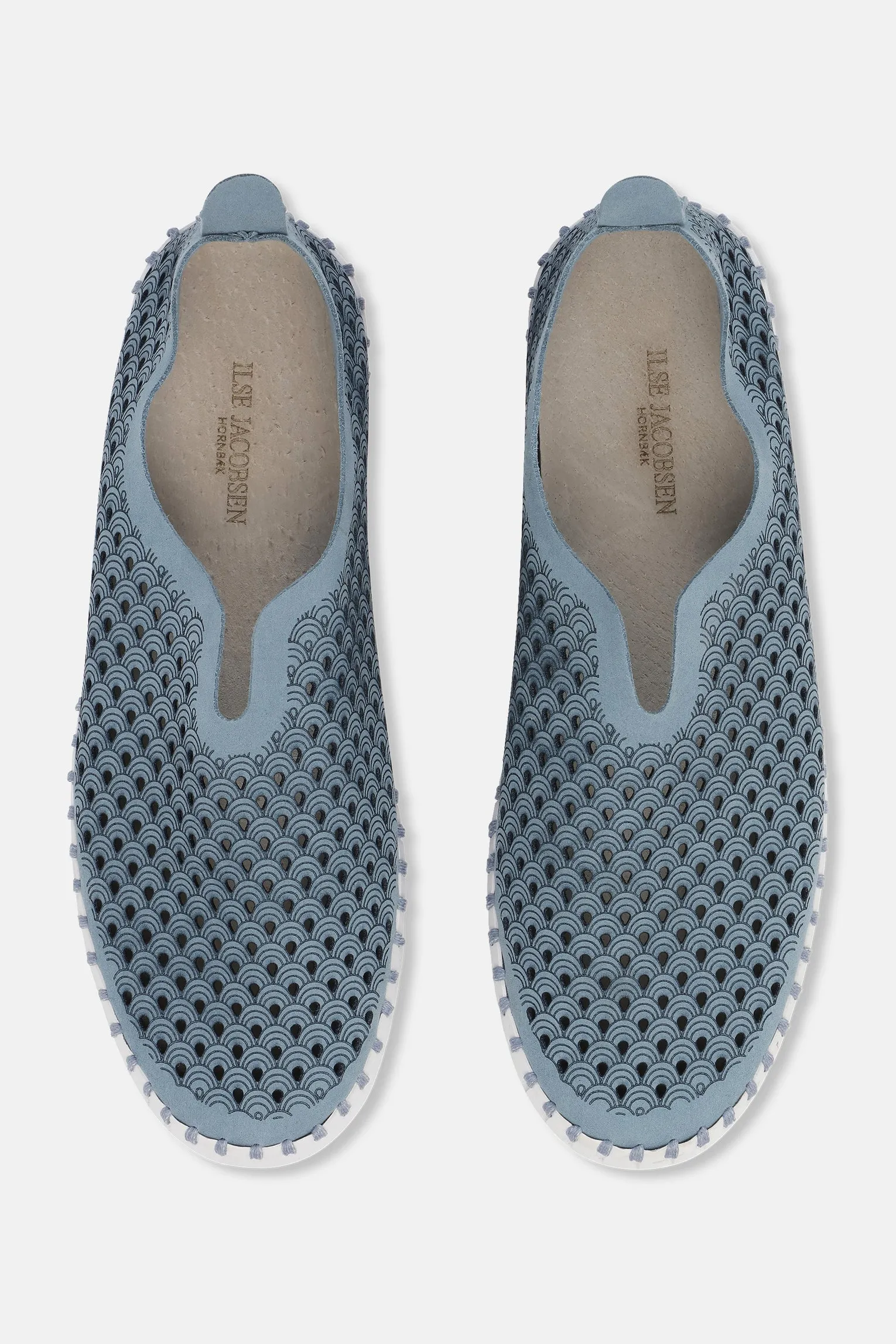 Grey Cloud Tulip Platform Flats