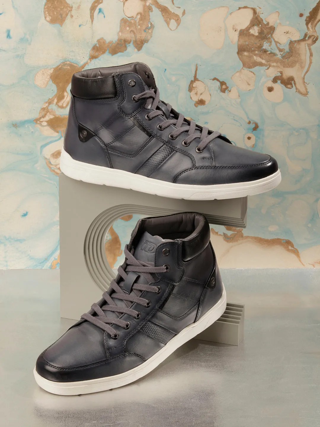 Men Grey Leather Sneaker (ID3089)