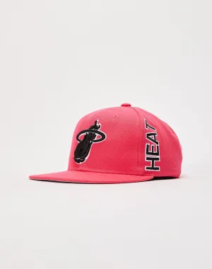 Mitchell & Ness Miami Heat Deadstock Snapback Hat