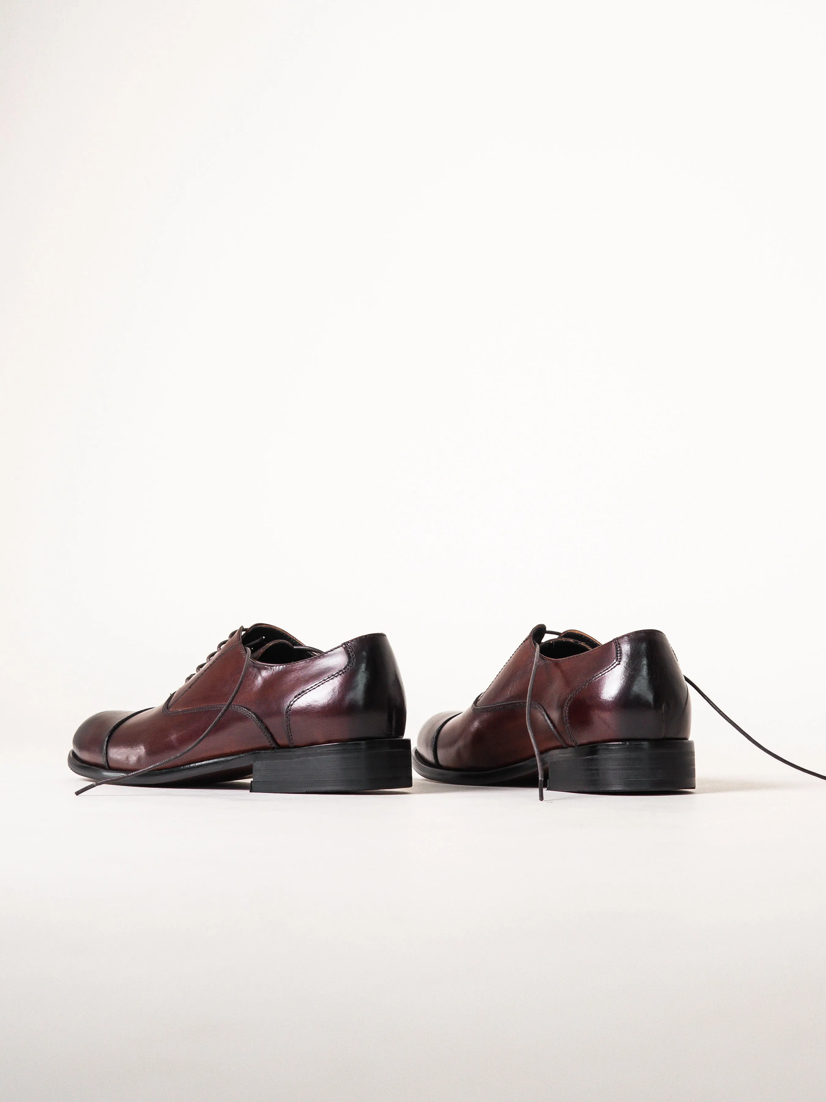 Oxford Cap Toe - Dark Brown Lace Up (Hand Painted Patina)