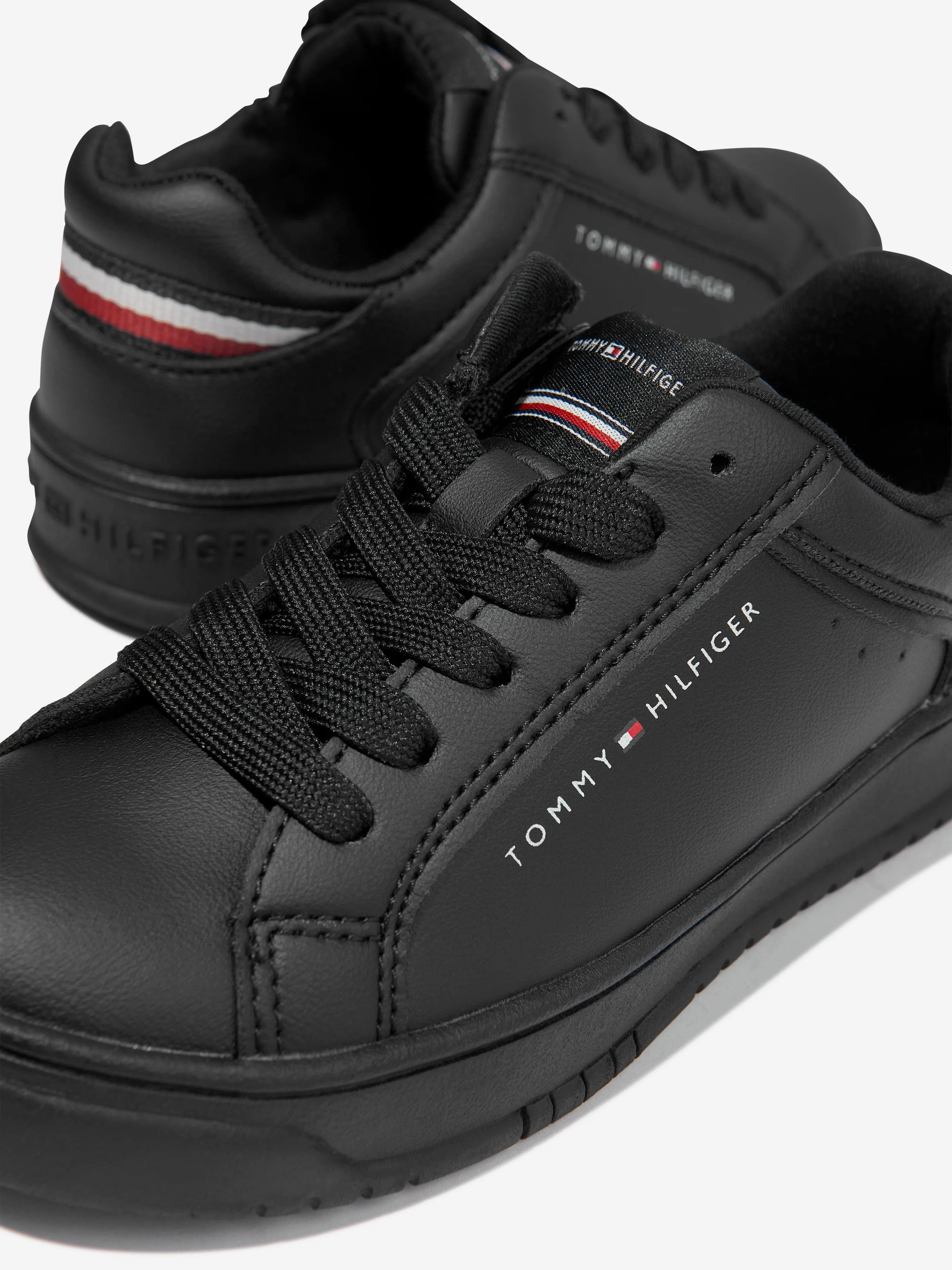 Tommy Hilfiger Kids Low Cut Lace-Up Trainers in Black